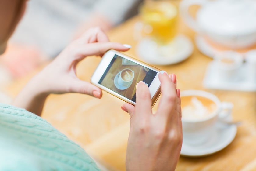 Bolster your restaurant marketing efforts by using social media