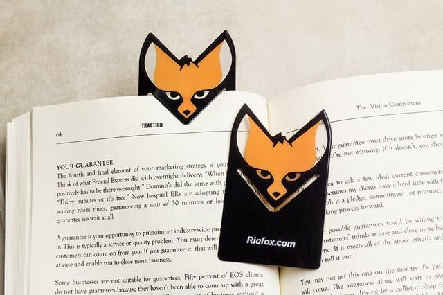 Custom-Shape-Fox-Bookmark-Riafox.jpg