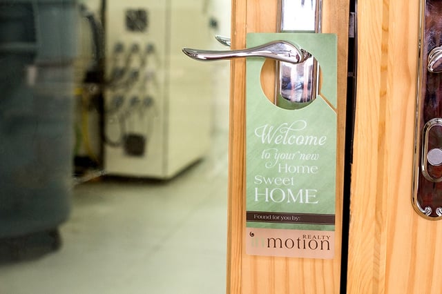 Door-Hanger-InMotion-Realty.jpg