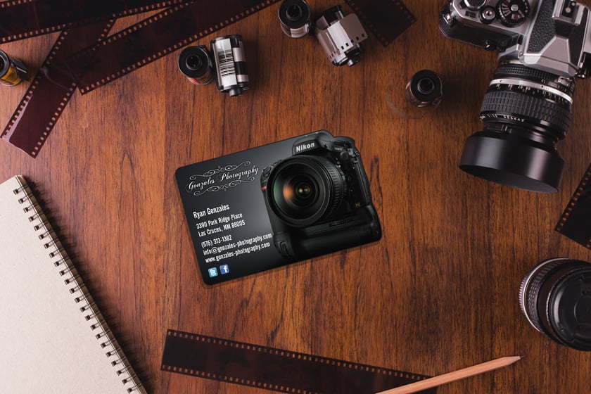camera shaped card