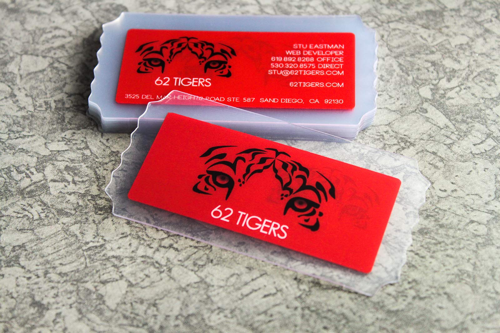 4 Ways to Make Your Business Card Stand Out